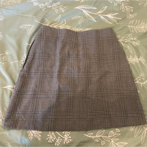 Wilfred Plaid Grey A-Line Mini Skirt Aritzia Size 4 - Picture 2 of 3